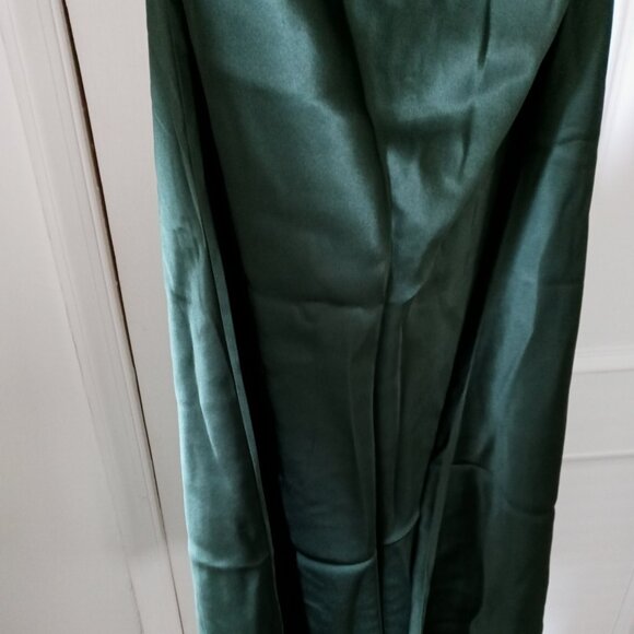 NWT Quince 100% Washable Silk Skirt. XL. Deep Green. Perfect Condition - Picture 7 of 14